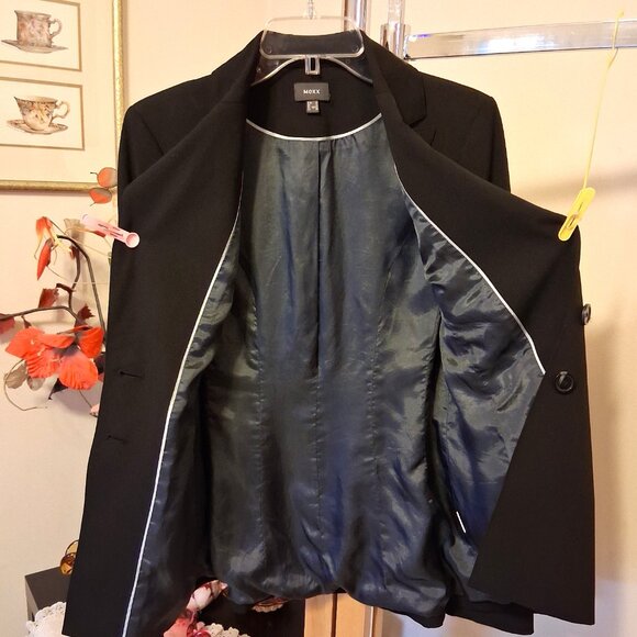 NWOT MEXX Women's High Quality Soft Fabric Black Lined Blazer Jacket Size 38 - Picture 9 of 12